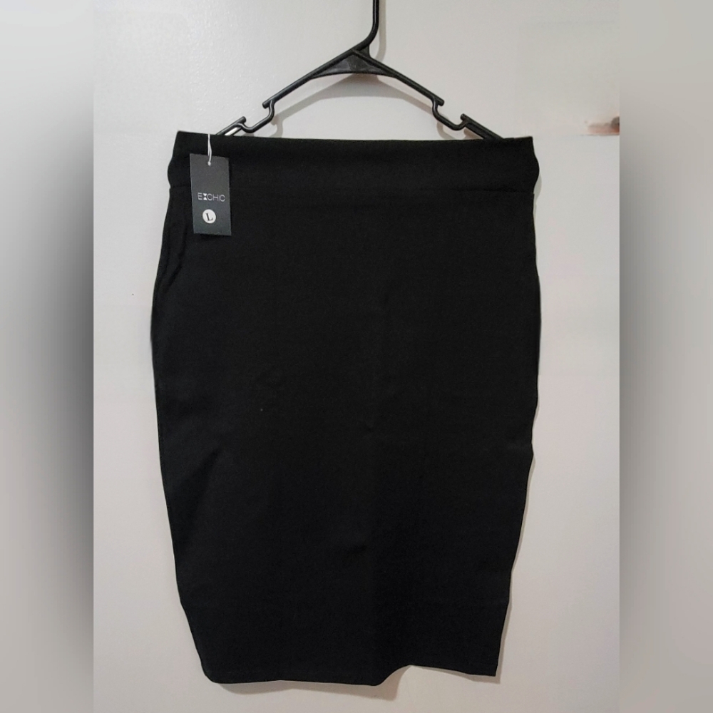 Pencil skirt
